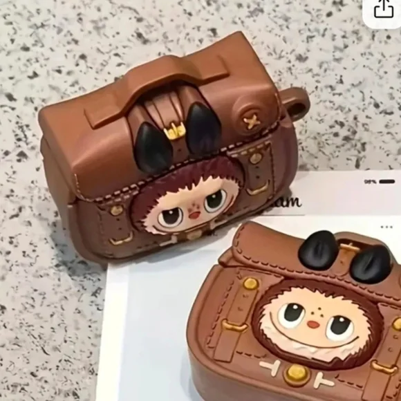 NWT! Labubu Brown Lighweight Silicone Case For Airpods 4 NEW - Picture 3 of 6